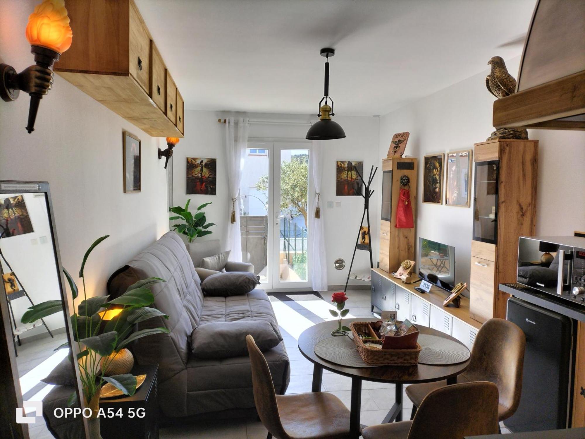 Appartement Antiqua Roma Spqr Cubiculum à Port-la-Nouvelle Extérieur photo